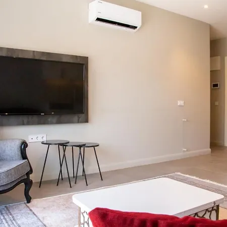 Flat W Balcony 4 Min To In *